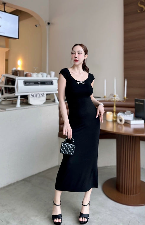 Broad Neck Body Fit Dress
